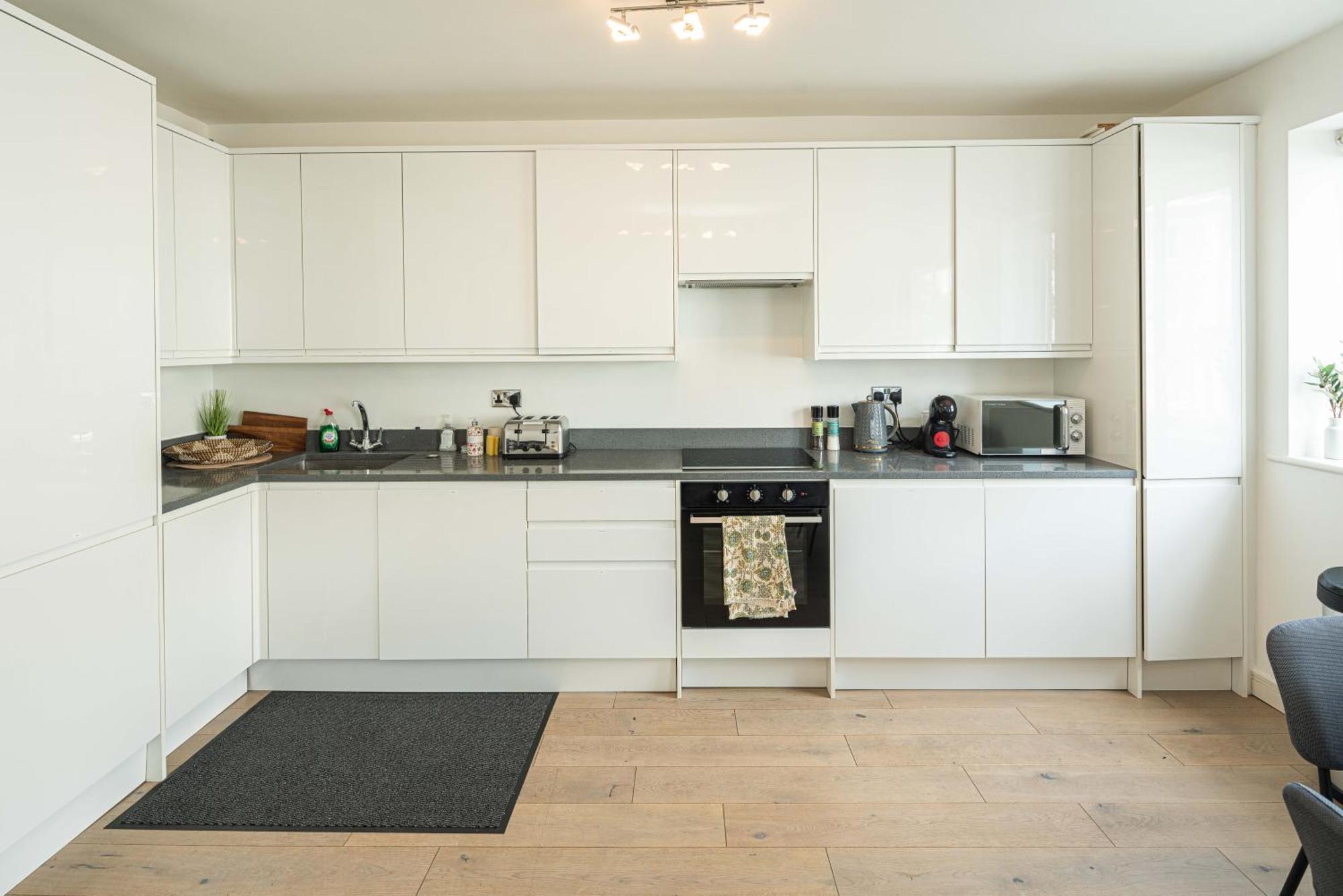 Charming Newly Refurb 2-Bed 2-Bath Whole Apartment Near Hyde Park & Kensington, Prime Paddington Location Zone 1 London Exterior photo
